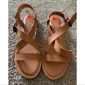 Women’s Rampage Maddox Cognac Sandals 9.5